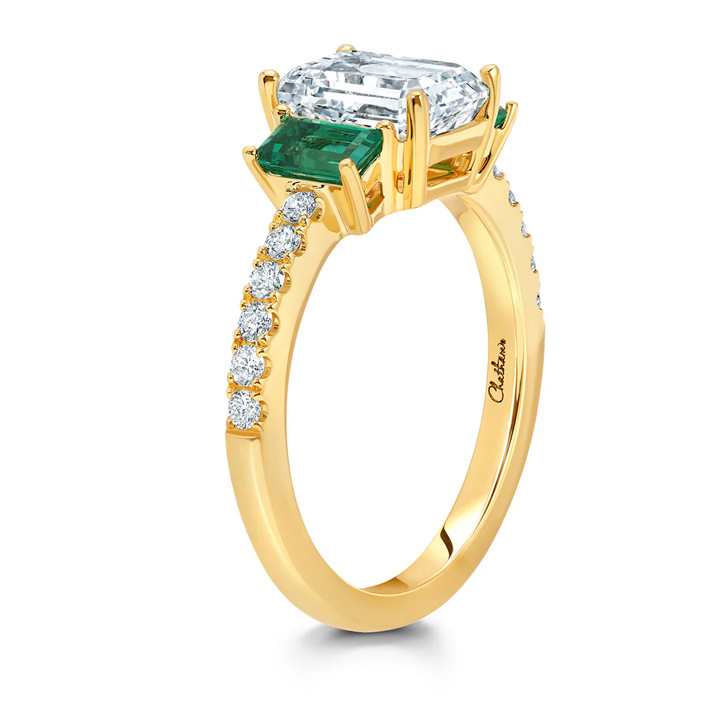 Diamond & Emerald Ring - Image 2
