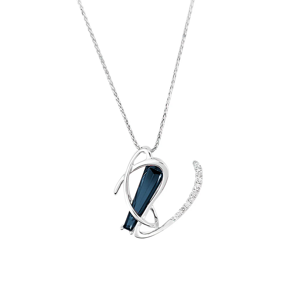 Initial Pendant Letter V